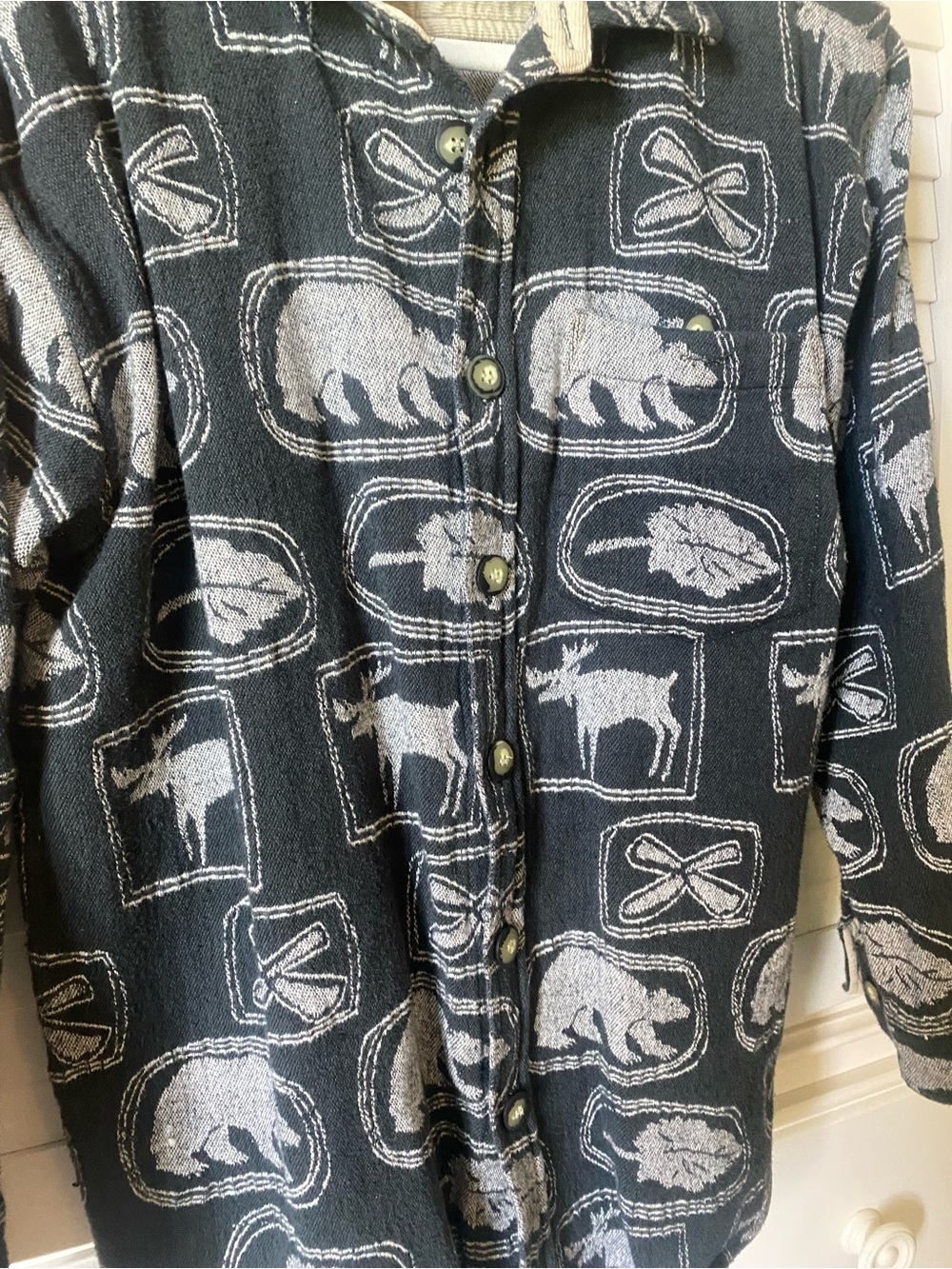 Coldwater Creek Black Graphic Nature Button-Down Shirt - Picture 3 of 7
